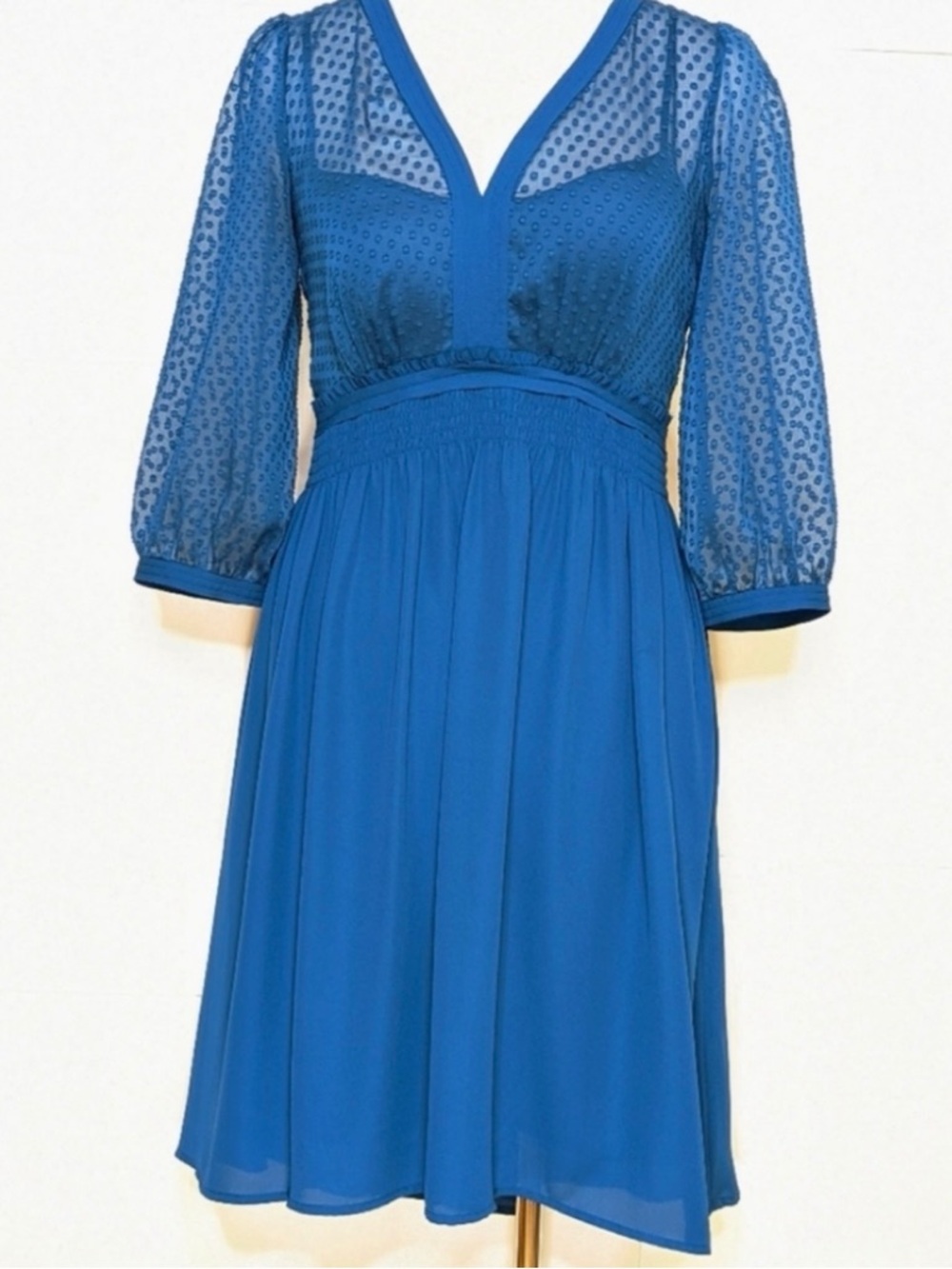 HD in Paris Anthropologie Blue V-Neck Knee-Length Women's Dress